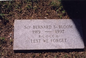 Bloom-Bernard-S-plaque thumbnail
